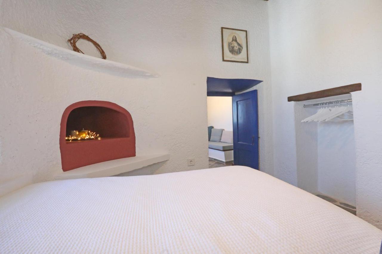 Le Petit Chateau Ano Syros Exterior foto