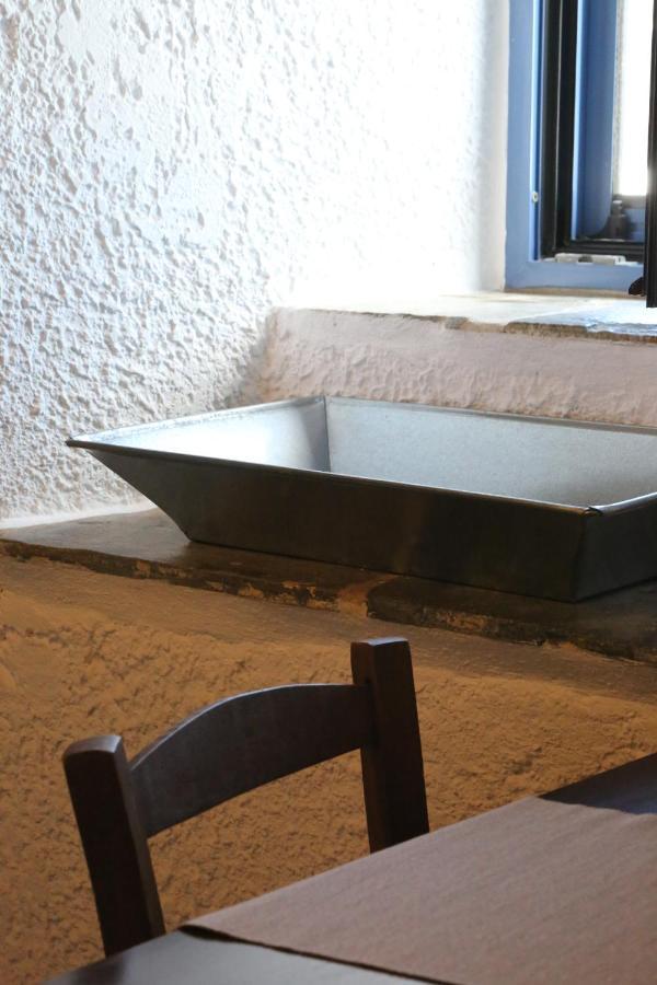 Le Petit Chateau Ano Syros Exterior foto