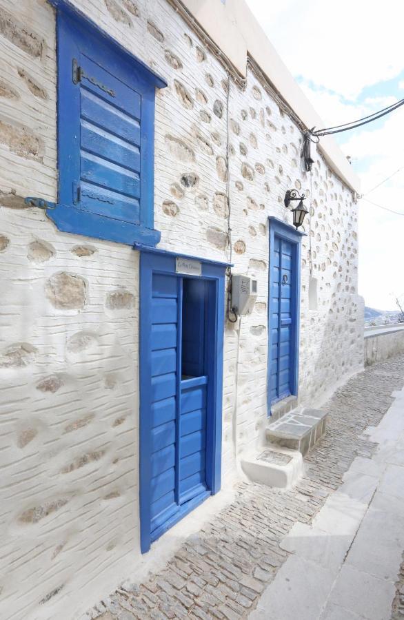 Le Petit Chateau Ano Syros Exterior foto