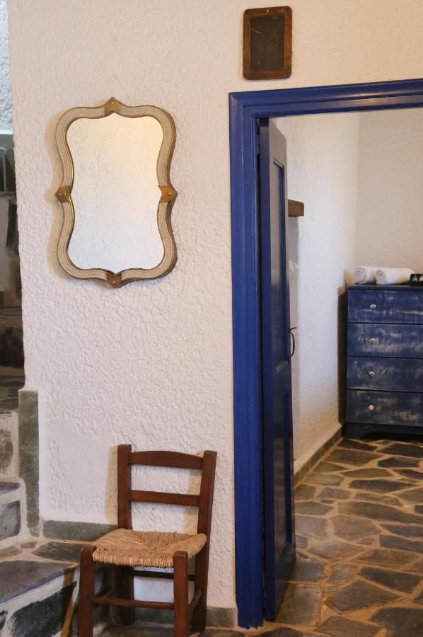 Le Petit Chateau Ano Syros Exterior foto